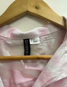 H&amp;M Cropped Shirt