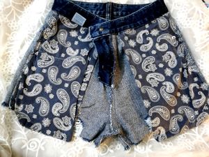 Demin Short