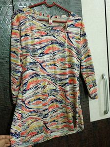 Patterned 3/4 Sleeve Top