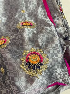 Grey Embroidered Saree no blouse
