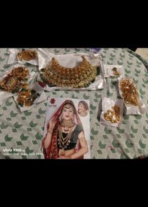 Bridal Jewelry Set - Gold & Green