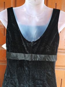 Velvet Med Dress