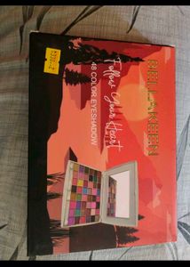 BELLA KEEN Eyeshadow Palette