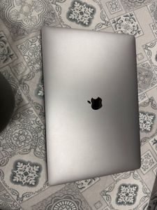 Apple MacBook Pro 2020 Model