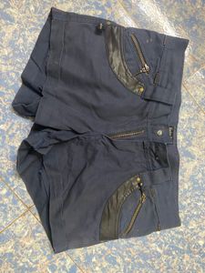 Hot Shorts With Leather Detail