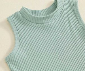 Crop fitted top