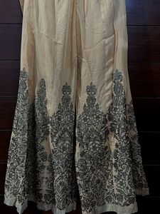 Embroidered Ethnic Kurta