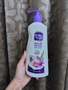 Boro Plus Doodh Kesar Body Lotion