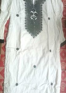 White Colour Ka Kurta Length 39