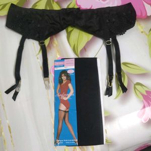 (894)Vintage Anfanfa Garter Belt & Stockings