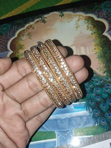 Sparkling Gold Bangle Set Of 4