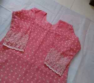 Thread Work Kurti