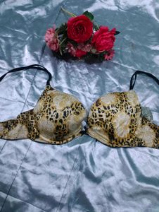 Victoria&#39;s secret Leopard Print Bra