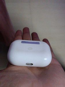 Copy Airpods Charging Box