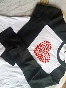 Heart Graphic Tee
