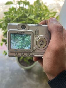 Canon Powershot A520