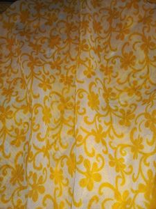 Womens Brand New Yellow Saree.