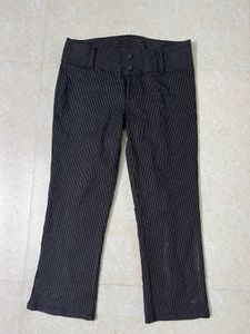 Y2K Capri Pants ❤️