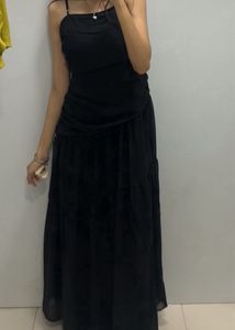 Elegant Black Maxi Dress