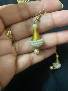 4 Pairs Earrings