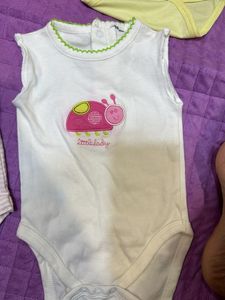 Set Of 5 Baby Onesie’s