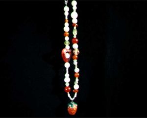 🍓 STRAWBERRY NECKLACE
