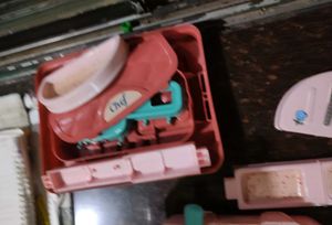 Kitchen Sett.........