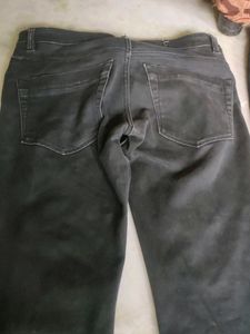 Black Jeans At Affordable Price