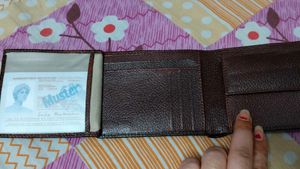 Leather Wallet With Many Pockets For Mens