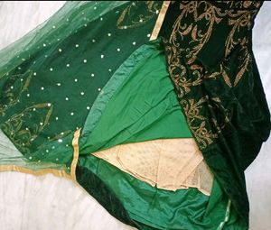 green designer Gown🔥 ❤️ velvet