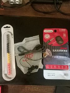 Combo Pack Of Earphone And Cable Protector