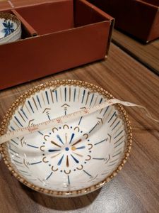 SET 2 CERAMIC BOWL NEW IN BOX