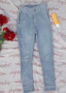 Light Wash Denim Jeans