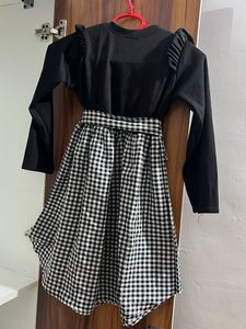 Cute Black &amp; White Girls Dress