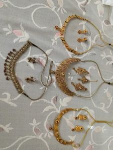 4 Necklace Set