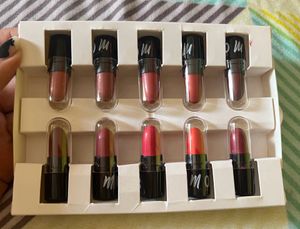 Bullet lipsticks