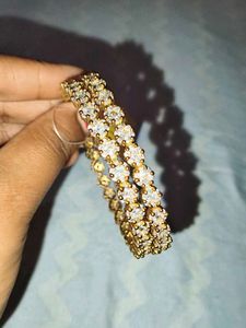 Sparkling Bangle Set