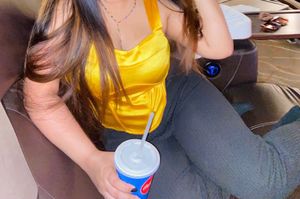 yellow ribbon corset