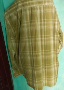 COMFORTABLE SHIRT FOR MEN AND WOMEN