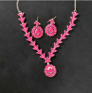 Gorgeous Pink Jewelry Set
