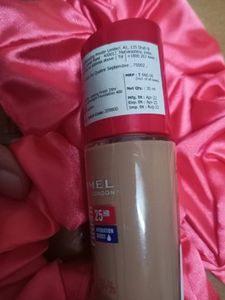 Rimmel London 25 Hr Lasting Finish Foundation
