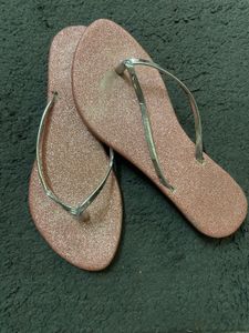 Shimmery Chappal