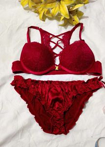 Very Sexy And Beautiful Bra With Brief