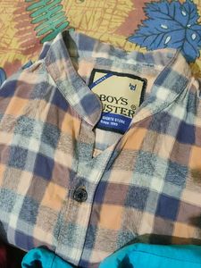 4combo 3shirts 1t Shirt😍size M