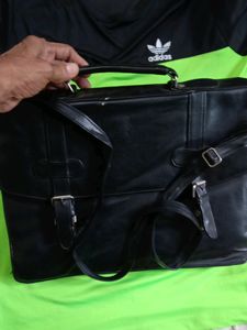 EXECUTIVE LAPTOP BAG PURE LEATHER.