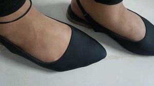 Black Flat Sandal