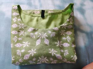 Women Green Crepe Kurta