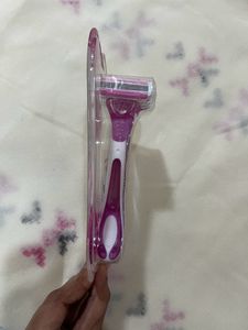 5 USA Branded Seal Packed Hair Removal Razors