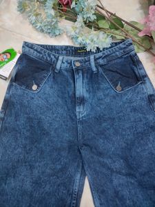 Beautiful DENIM Jeans For Women💙Flared