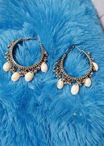 Shell Detailed Hoop Earrings